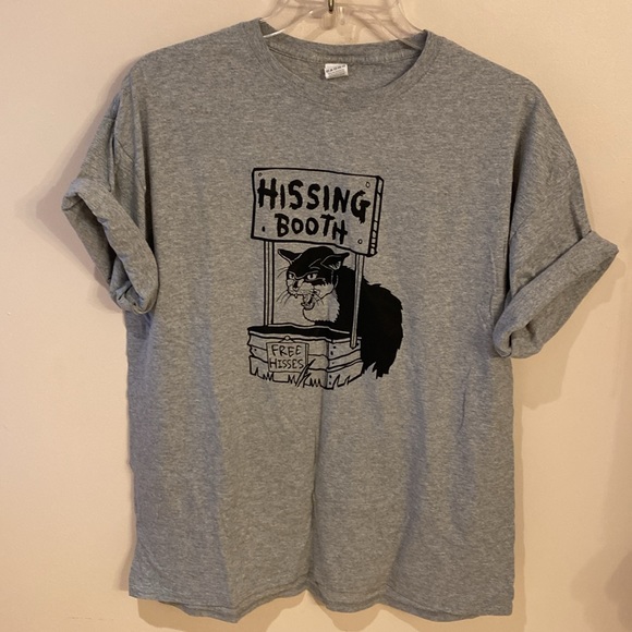 Hissing Booth, Cat T-shirt - Picture 2 of 2